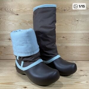 NWT Crocs Claire Winter Puff Boots Women’s 7 Espresso Brown Mint Green Snow